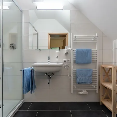 Zur Frohen Einkehr Gasthof 3*