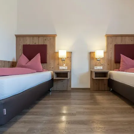 Zur Frohen Einkehr Gasthof 3*